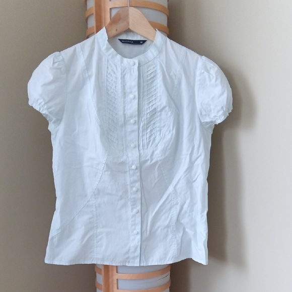 Ptp17" Cotton Aqua-blue Short Puff Sleeve Button Blouse with Pleated Details - Picture 8 of 17